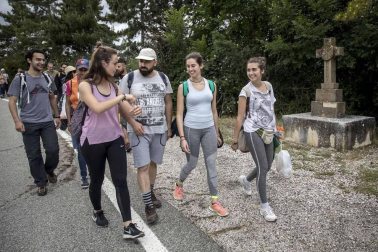 Los 'Caminos de la Hospitalidad' desembocaron el sábado en la cuna de San Francisco Javier con un centenar de refugiados sirios como símbolo de la acogida Navarra