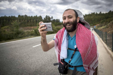Los 'Caminos de la Hospitalidad' desembocaron el sábado en la cuna de San Francisco Javier con un centenar de refugiados sirios como símbolo de la acogida Navarra