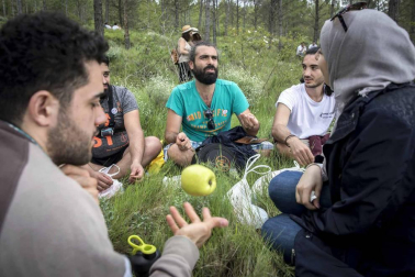Los 'Caminos de la Hospitalidad' desembocaron el sábado en la cuna de San Francisco Javier con un centenar de refugiados sirios como símbolo de la acogida Navarra