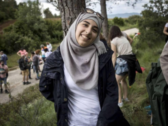 Los 'Caminos de la Hospitalidad' desembocaron el sábado en la cuna de San Francisco Javier con un centenar de refugiados sirios como símbolo de la acogida Navarra