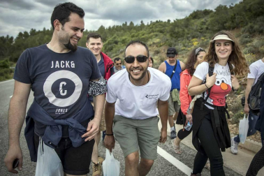 Los 'Caminos de la Hospitalidad' desembocaron el sábado en la cuna de San Francisco Javier con un centenar de refugiados sirios como símbolo de la acogida Navarra