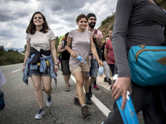 Los 'Caminos de la Hospitalidad' desembocaron el sábado en la cuna de San Francisco Javier con un centenar de refugiados sirios como símbolo de la acogida Navarra