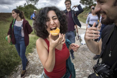 Los 'Caminos de la Hospitalidad' desembocaron el sábado en la cuna de San Francisco Javier con un centenar de refugiados sirios como símbolo de la acogida Navarra