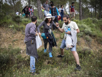 Los 'Caminos de la Hospitalidad' desembocaron el sábado en la cuna de San Francisco Javier con un centenar de refugiados sirios como símbolo de la acogida Navarra