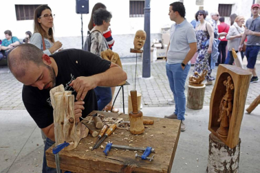 Eltzaburu acogió el domingo un nuevo día dedicado a la cuajada. El Valle de Ultzama dedicó, por noveno año, una jornada para conocer cómo se elabora de forma tradicional este postre estrella de la zona