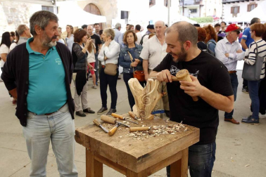 Eltzaburu acogió el domingo un nuevo día dedicado a la cuajada. El Valle de Ultzama dedicó, por noveno año, una jornada para conocer cómo se elabora de forma tradicional este postre estrella de la zona