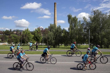 El domingo se celebró la 23ª edición del Día de la Bicicleta acompañado del buen tiempo y con 4.200 participantes
