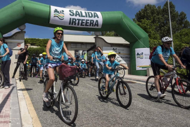 El domingo se celebró la 23ª edición del Día de la Bicicleta acompañado del buen tiempo y con 4.200 participantes