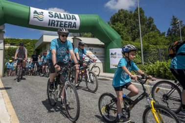 El domingo se celebró la 23ª edición del Día de la Bicicleta acompañado del buen tiempo y con 4.200 participantes
