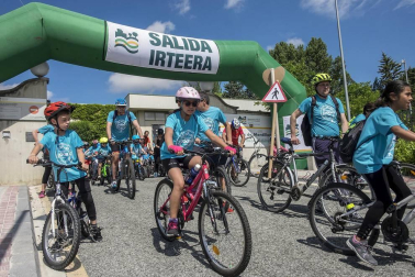 El domingo se celebró la 23ª edición del Día de la Bicicleta acompañado del buen tiempo y con 4.200 participantes