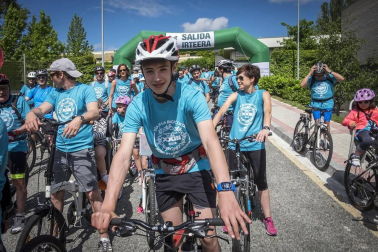 El domingo se celebró la 23ª edición del Día de la Bicicleta acompañado del buen tiempo y con 4.200 participantes