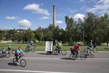 El domingo se celebró la 23ª edición del Día de la Bicicleta acompañado del buen tiempo y con 4.200 participantes