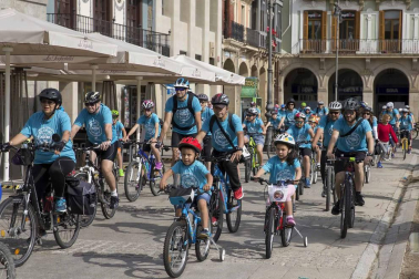 El domingo se celebró la 23ª edición del Día de la Bicicleta acompañado del buen tiempo y con 4.200 participantes