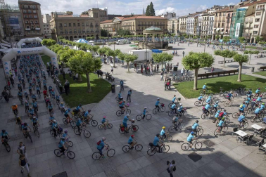 El domingo se celebró la 23ª edición del Día de la Bicicleta acompañado del buen tiempo y con 4.200 participantes
