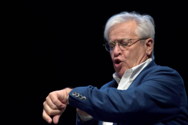 Don Felipe ha llegado a Pamplona a las 11.30 horas acompañado por el ministro de Fomento, José Luis Ábalos