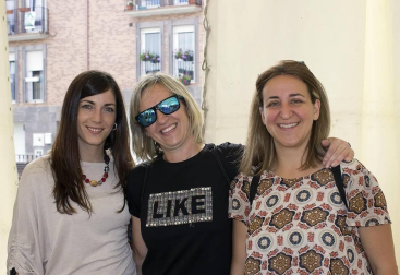 La asociación juvenil 'Los ginebros', con la colaboración del ayuntamiento local, puso en marcha la decimoquinta edición de las Fiestas de la Juventud de Ayegui que se celebró el 8 y 9 de junio. La cámara de ¡Click! se acercó a la chocolatada, hinchables y talleres organizados el primer día, como preludio al lanzamiento del cohete anunciador, que poco después ponía en marcha de forma oficial los festejos.