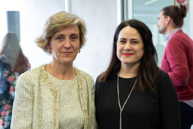 La Clínica Sannas, ubicada en Nuevo Artica, celebró el pasado 6 de junio su treinta aniversario en una emotiva velada que repasó los momentos más importantes de su historia. Más de 130 invitados pudieron comprobar cómo la innovación constante ha permitido a esta clínica redefinir los conceptos de la odontología de vanguardia. Una apuesta decidida por el futuro a la que se suma el componente artístico que requiere la profesión de dentista.