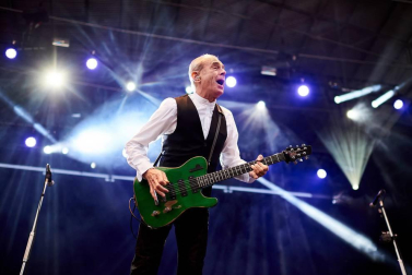 Público asistente a la actuación del grupo dentro del ciclo Ciudadela Tierra de Rock.
