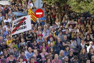 Miles de personas en la manifestación contra la sentencia del 'caso Alsasua'