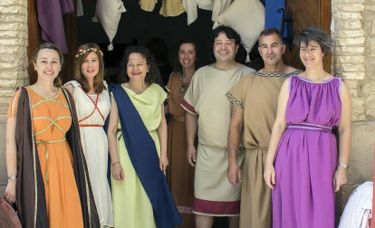 Mendigorría acogió el 17 de junio la XVII edición del Festival romano de Andelos. Durante la jornada se organizaron visitas teatralizadas a la ciudad de Andelos, demostraciones sobre tradiciones romanas, teatro callejero y el imprescindible mercado romano con puestos de monedas de la época, textiles, taberna, etc.