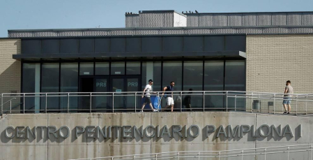 Abandonan la cárcel los tres miembros de 'La Manada' que estaban en la prisión de Pamplona