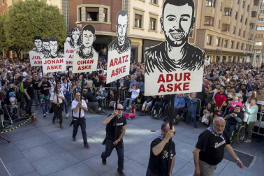 Miles de personas en la manifestación contra la sentencia del 'caso Alsasua'