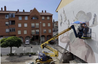 Taquen, Juan Landa, Deih, Pez y Doa han sido los cinco artistas encargados de transformar fachadas deterioradas o en desuso en auténticas obras de arte.