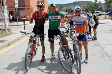 Disputa de la prueba de mountain bike en la Ribera de Navarra.