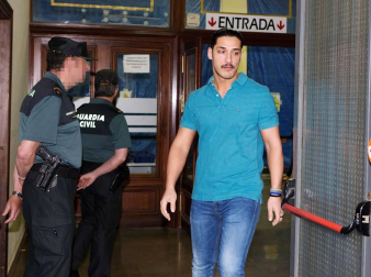Los integrantes de 'La Manada' se han presentado este lunes por la mañana ante el juzgado de guardia de Sevilla.