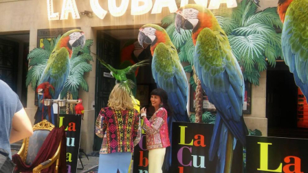 Los actores de la compañía de teatro presentaron las funciones que representarán del 28 de junio al 14 de julio en el Gayarre de Pamplona.