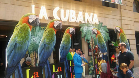 Los actores de la compañía de teatro presentaron las funciones que representarán del 28 de junio al 14 de julio en el Gayarre de Pamplona.