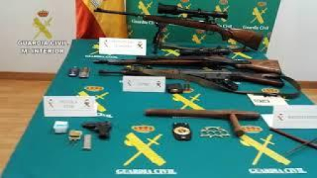 Detenido en Baztan con tres rifles y una pistola