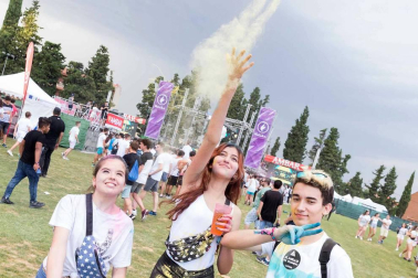 La música del Holika lleva a 9.000 personas a Cortes