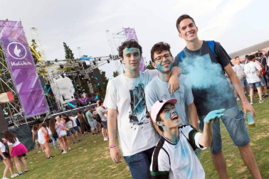 La música del Holika lleva a 9.000 personas a Cortes
