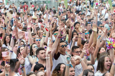 La música del Holika lleva a 9.000 personas a Cortes