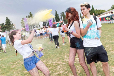 La música del Holika lleva a 9.000 personas a Cortes