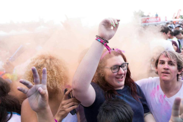 La música del Holika lleva a 9.000 personas a Cortes