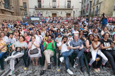 El Paloteado de la zona antigua de Tudela se vuelve a escenificar unos 40 años después