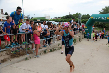 Galería de fotografías de la XVIII edición de la triatlón Reto del Ebro