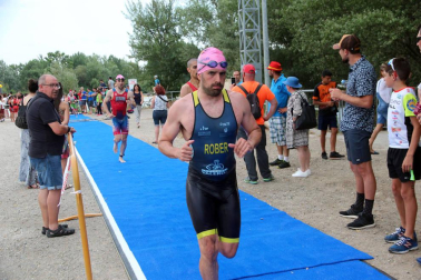 Galería de fotografías de la XVIII edición de la triatlón Reto del Ebro