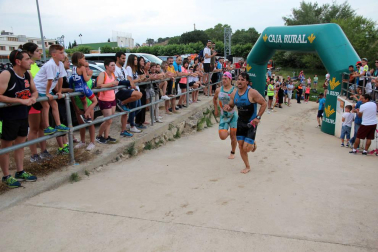 Galería de fotografías de la XVIII edición de la triatlón Reto del Ebro