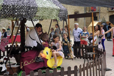 La Villa arrancó este sábado su 18º edición de la feria 'Encuentros con la Historia'