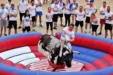 La celebración ha incluido un almuerzo y un gran Prix en la Plaza de Toros