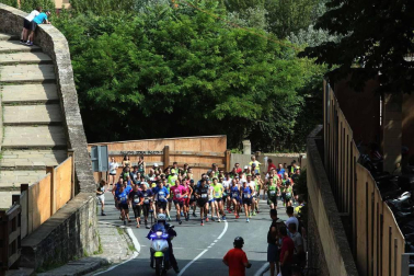 La Jarana celebró este domingo su día del socio con la Carrera del Encierro