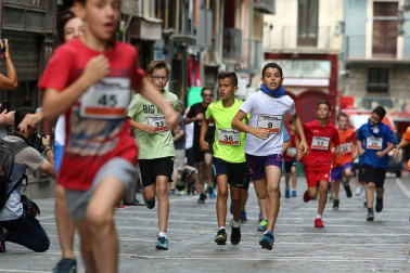 La Jarana celebró este domingo su día del socio con la Carrera del Encierro