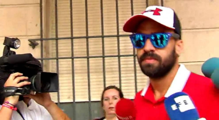 El Guardia Civil de la Manada sí que quiso renovarse el pasaporte