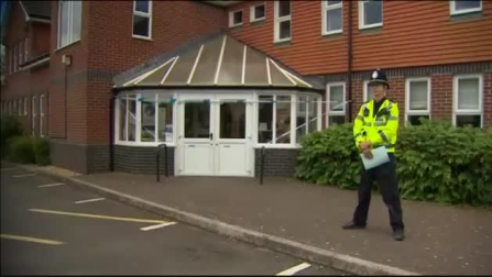 En estado grave dos personas expuestas a una sustancia desconocida al sur de Inglaterra