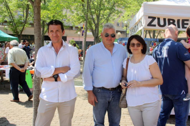 Barañáin vivió una intenso fin de semana festivo, que se cerró el domingo 1 de julio con el tradicinoal pobre de mí y la disco móvil. Ese mismo día, pero a la mañana, la Banda Joven de la Escuela de Música 'Luis Morondo' de Barañáin ofreció un concierto festivo en el escenario instalado en la céntrica plaza Consistorial. Arropados por la sombra de los árboles, vecinos, amigos y familiares disfrutaron de la velada musical.