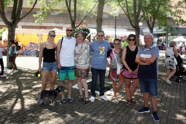 Barañáin vivió una intenso fin de semana festivo, que se cerró el domingo 1 de julio con el tradicinoal pobre de mí y la disco móvil. Ese mismo día, pero a la mañana, la Banda Joven de la Escuela de Música 'Luis Morondo' de Barañáin ofreció un concierto festivo en el escenario instalado en la céntrica plaza Consistorial. Arropados por la sombra de los árboles, vecinos, amigos y familiares disfrutaron de la velada musical.