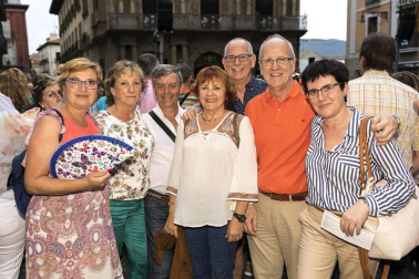 La banda de música de La Pamplonesa ofreció el viernes 29 de junio un concierto para dar la bienvenida a los Sanfermines. Los músicos deleitaron al público haciendo un recorrido musical por los momentos más representativos de las fiestas, como las marchas, los pasodobles, las dianas y las jotas, además de los temas más conocidos del maestroTurrillas o Vela.